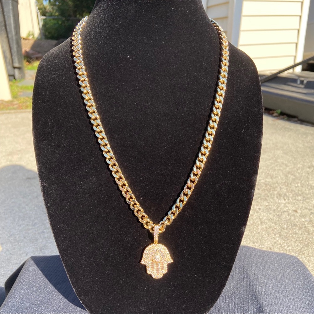 Gold Chain Cuban 8mm and Icy Hamsa Pendant Charm Set